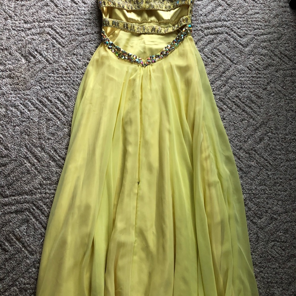 Prom dress